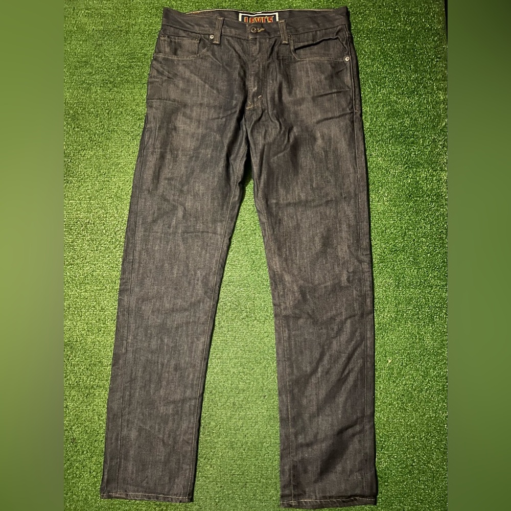Levi jeans size 34 w 32 L